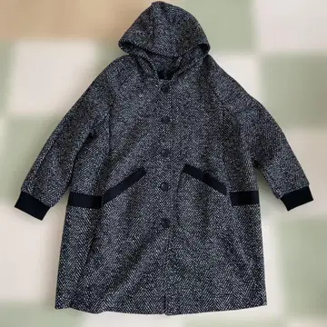 Amaji 헤링본 후드 부착 롱 코트