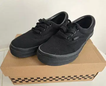 새상품급 VANS 오센틱 블랙 스니커즈