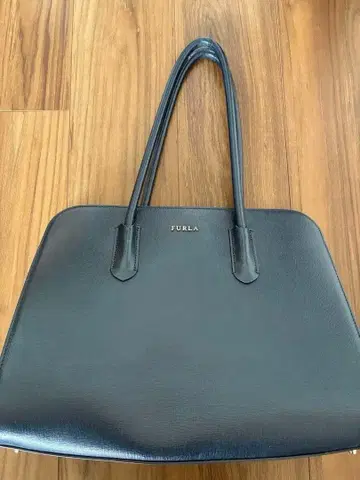 FURLA 네이비 가죽 비즈니스 백