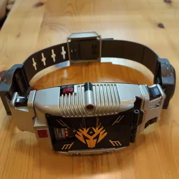 DX 변신 벨트와 V 버클