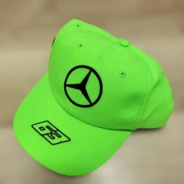 메르세데스 AMG 페트로너스 F1 조지 러셀 사양 캡