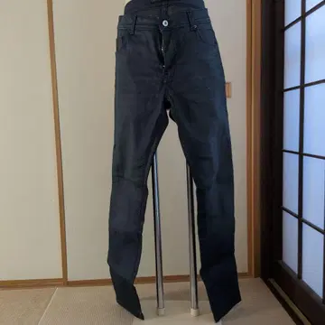 ZARA MAN 다크 그레이 데님 팬츠