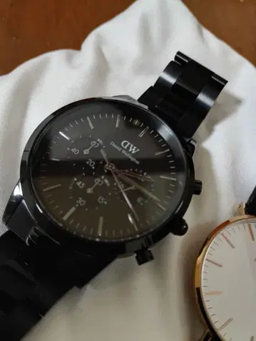 다니엘 웰링턴 크로노그래프 덤 포함