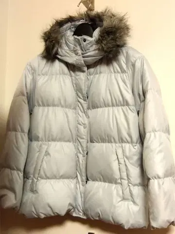 다운 자켓 퍼 달린 후드 유니클로 페더 함유