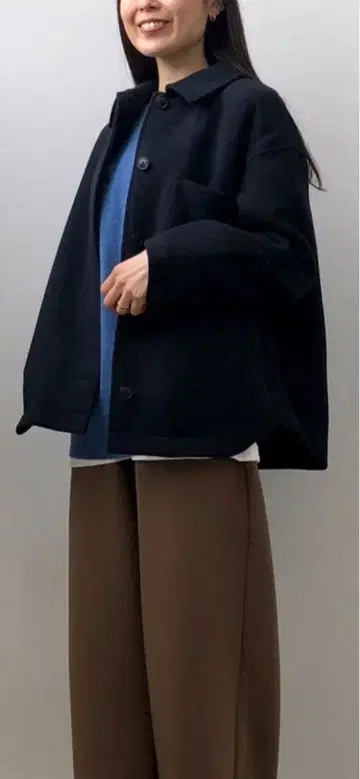 UNIQLO 오버 사이즈 숏 자켓