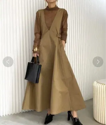 AMERI x universaloverall 점퍼 스커트