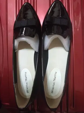새상품 ORiental TRaffic 블랙 에나멜 리본 신발 42