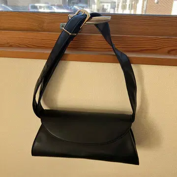 블랙 심플 핸드백