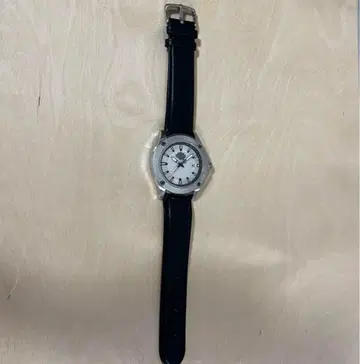 할인 대응 가능 미개봉 Harley-Davidson 손목시계 실버/블랙