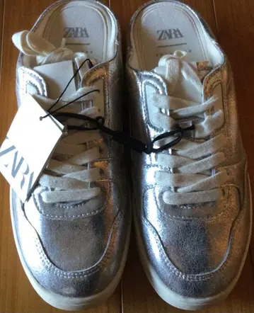 ZARA 실버 뮬 스니커즈 슬립온 24.5cm