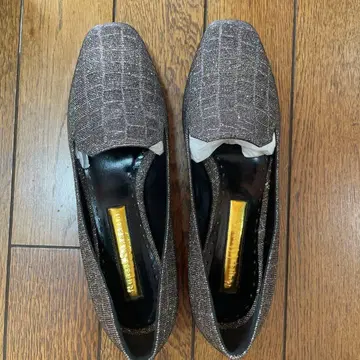 Rupert Sanderson 실버 로퍼