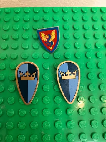 레고 캐슬 방패 3개