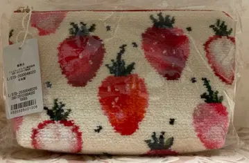 스트로베리 도트 화장품 파우치