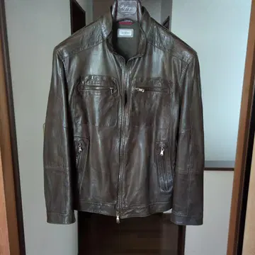 [ 새상품급 레어 ] 브루넬로쿠치넬리 가죽 자켓 그린 S