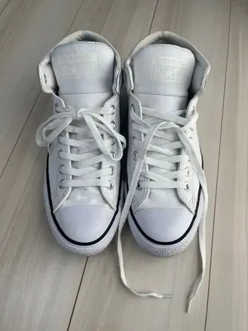 CONVERSE ALL STAR 화이트 하이컷 스니커즈