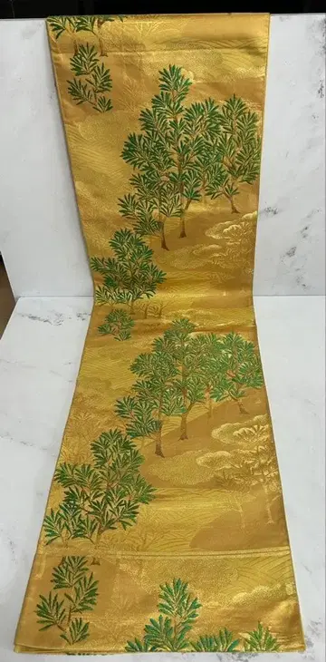 골드 컬러 그린 나무 나고야 오비