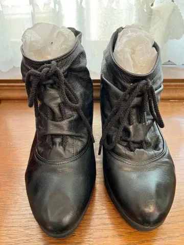 천연 가죽 웨지 힐 부티 블랙