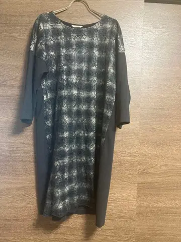 로즈 티아라 원피스 사이즈 42 블랙 레이스