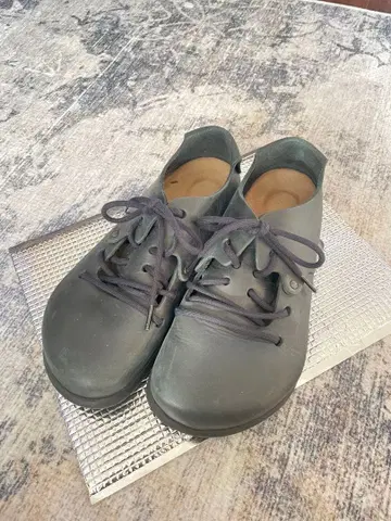 버켄스탁 몬타나 40 블랙 가죽 (박스 있음)