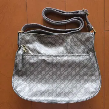 [ GHERARDINI ] 게라르디니 실버 숄더백