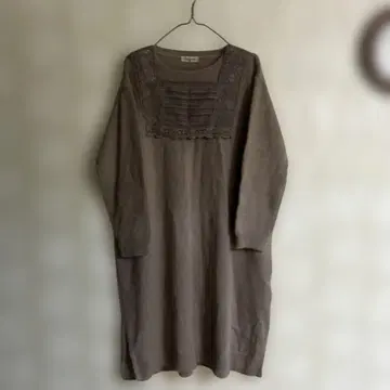 SM2 브라운 니트 무릎 기장 원피스