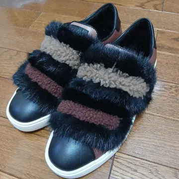 산토니 스니커즈 39