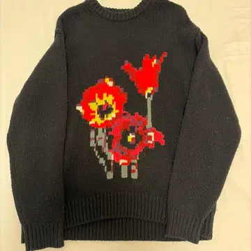 soe 꽃무늬 니트 스웨터 사이즈 2