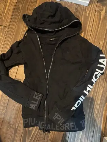 우노피우노우가레토레 셋업 상하의 사이즈 다름