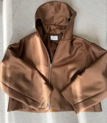 [ 새상품급 ] ELLIE 지퍼 후디 카멜 S