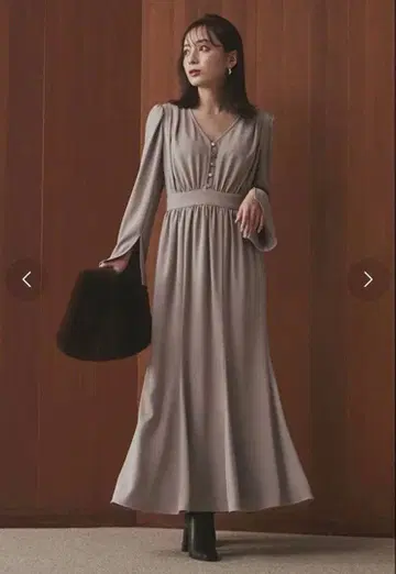 아뉴앙스 머메이드 플레어 슬리브 원피스 라벤더