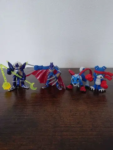 디지몬 세이버즈 피규어