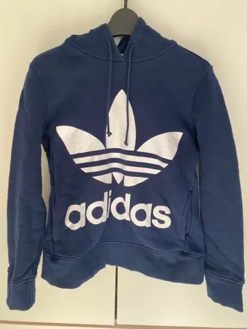 adidas 네이비 후드 부착 후드티