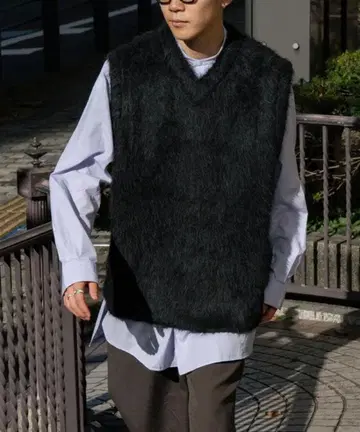 THE INOUE BROTHERS Pullover Suri Vest