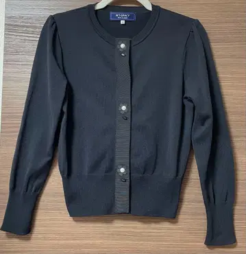 엠즈 그레이시 블랙 긴팔 가디건