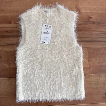 ZARA 아이보리 퍼 마감 니트 베스트 L