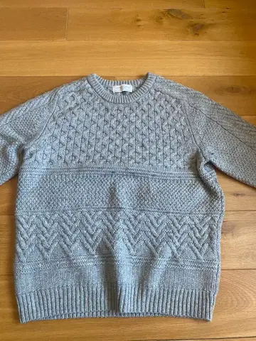 AUTHENTIC WEAR 케이블 니트 스웨터 그레이