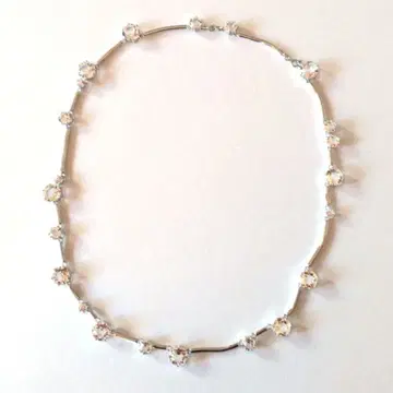 SWAROVSKI 스와로브스키 크리스탈 목걸이 엘레강트