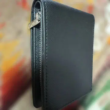 미사용 새상품 블랙 지퍼 접이식 지갑