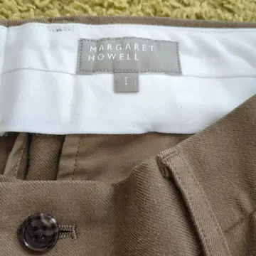 MARGARET HOWELL 브라운 캐주얼 팬츠 사이즈 I