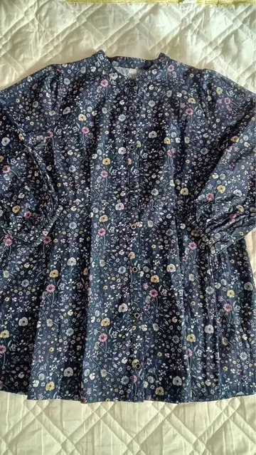 애프터눈 티 네이비 리버티 꽃무늬 절개 블라우스 튜닉