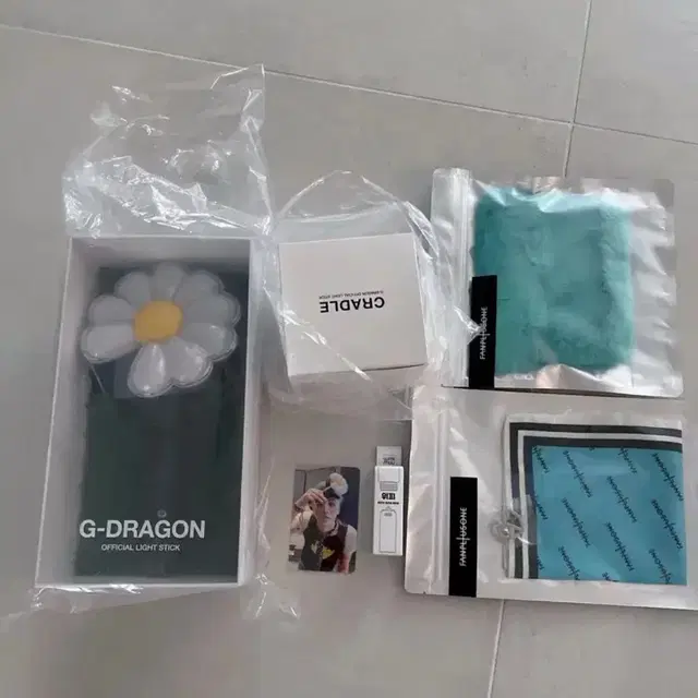 [미개봉] 지드래곤 응원봉 풀세트