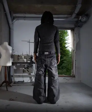 [즉완품] 아딩라 블랙 와이드 스트레이트 데님