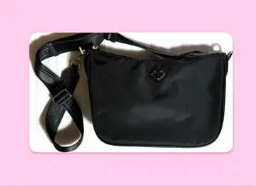 COCOCELUXGOLD 포코노 나일론 하프문 디자인 백