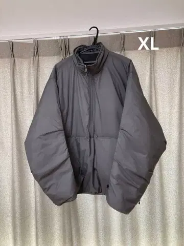 TECH REVERSIBLE PULLOVER PUFF JACKET