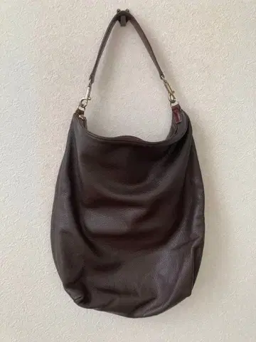 소메스 사들 숄더백 브라운