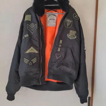 SMOKERISE 블랙 바시티 자켓 L