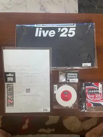 oasis live '25 VIP 굿즈 세트 + 센샤후다 스티커 미사용