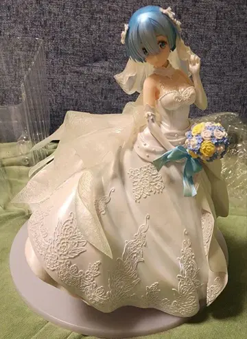 렘 - 웨딩드레스 [ Re: 제로에서 시작하는 이세계 생활 ]