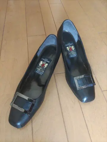 MIHAMA 버클 블랙 펌프스 23.5cm