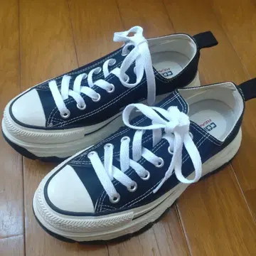 CONVERSE ALL STAR REACT 블랙 통굽 스니커즈